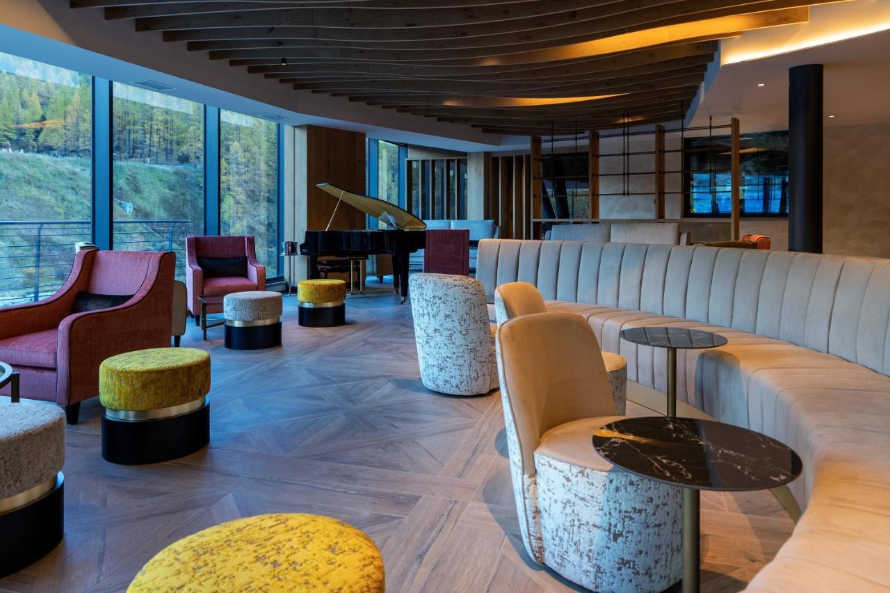 Cervino - Vretreats Hotel เบรยล์-แชร์วิเนีย ภายนอก รูปภาพ