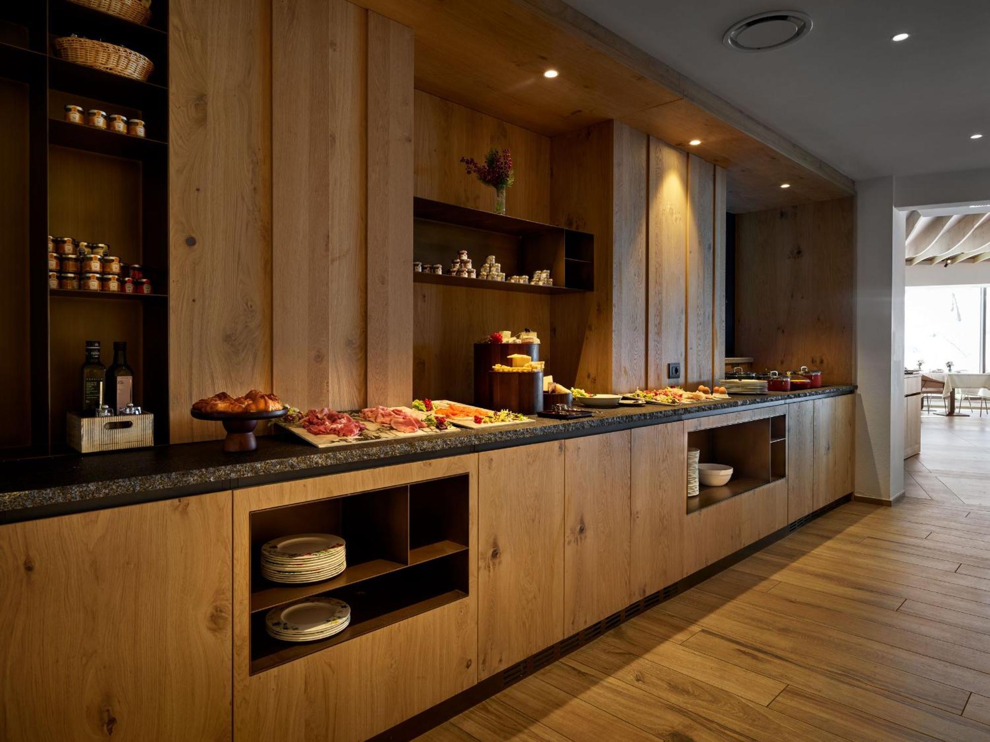 Cervino - Vretreats Hotel เบรยล์-แชร์วิเนีย ภายนอก รูปภาพ
