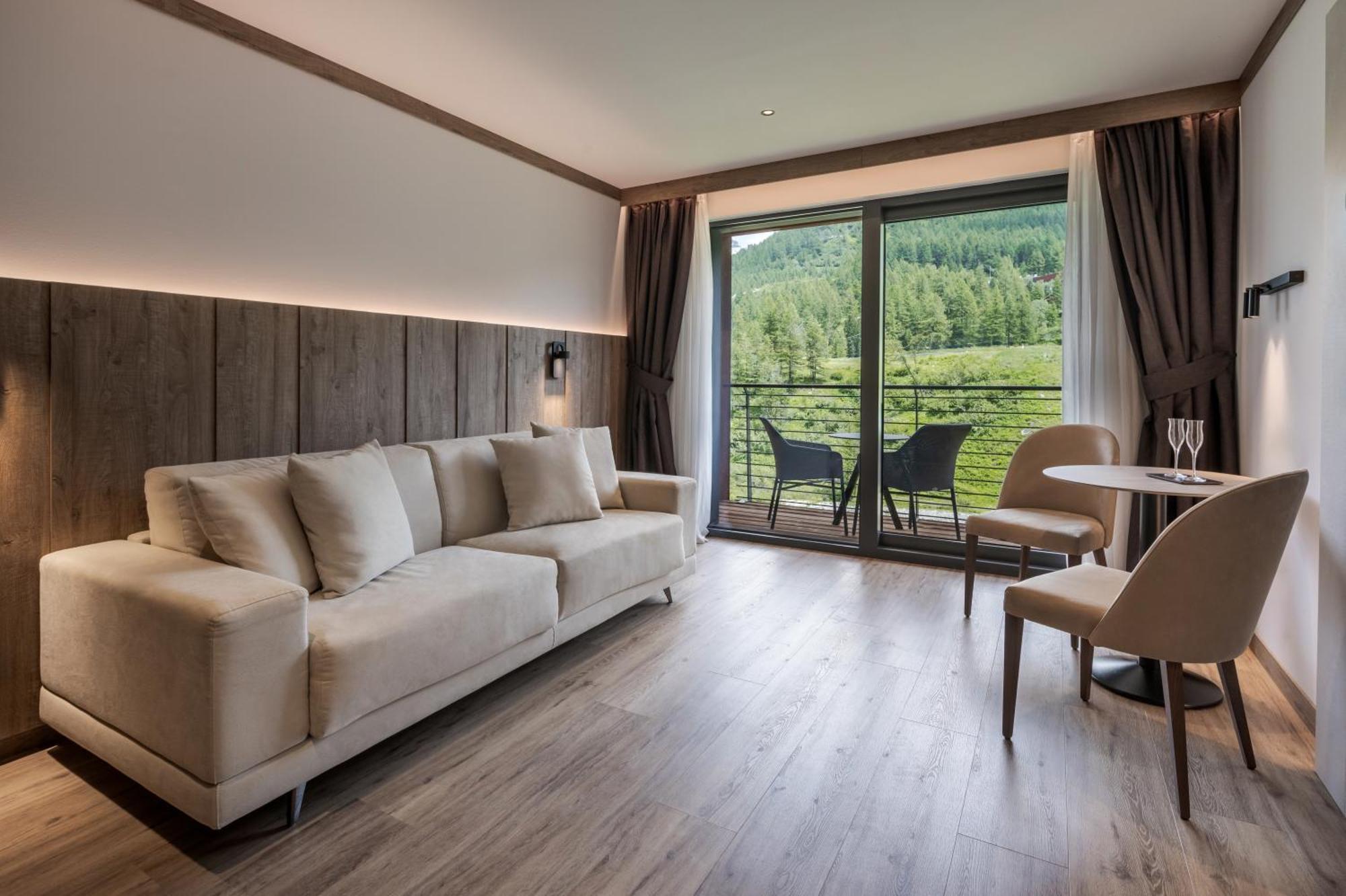 Cervino - Vretreats Hotel เบรยล์-แชร์วิเนีย ภายนอก รูปภาพ